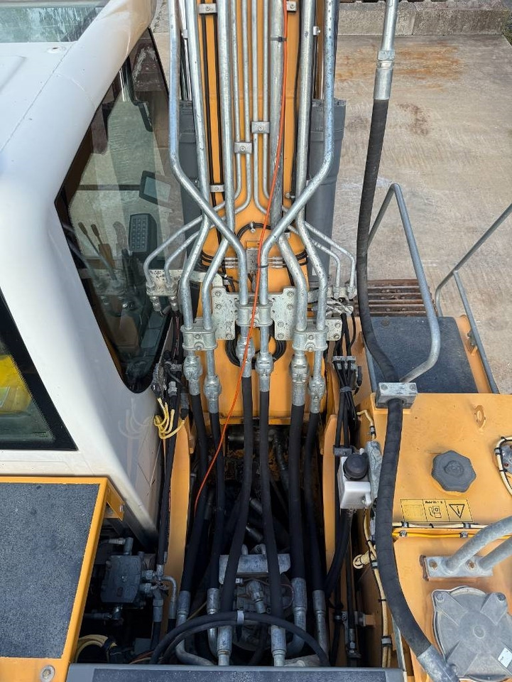Liebherr R922 LC - Pelle sur chenille: photos 4 Liebherr R922 LC - Pelle sur chenille: photos 4