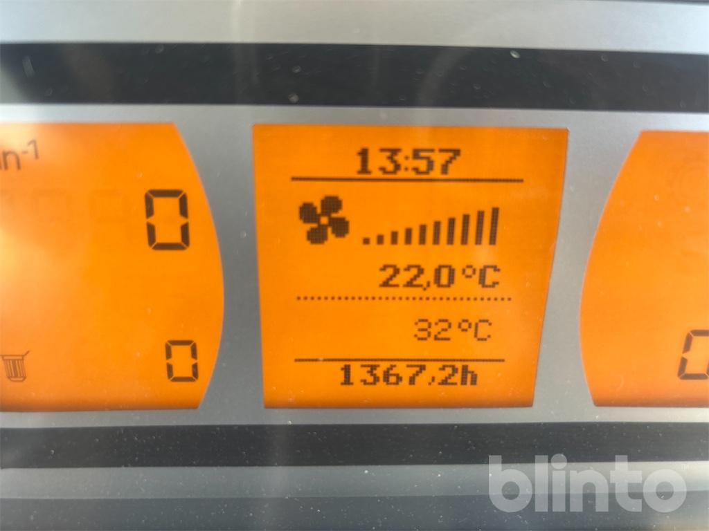 828 Vario Profi Plus - Tracteur agricole: photos 5 828 Vario Profi Plus - Tracteur agricole: photos 5
