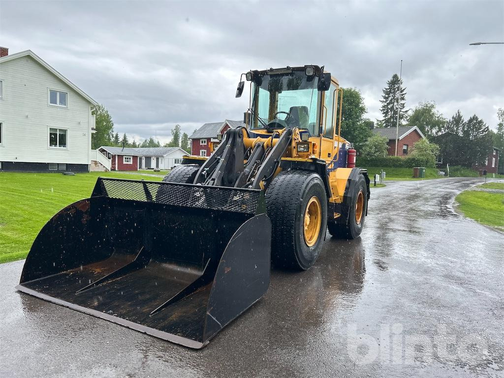 VOLVO L70D Med Redskap - Autre matériel: photos 1 VOLVO L70D Med Redskap - Autre matériel: photos 1