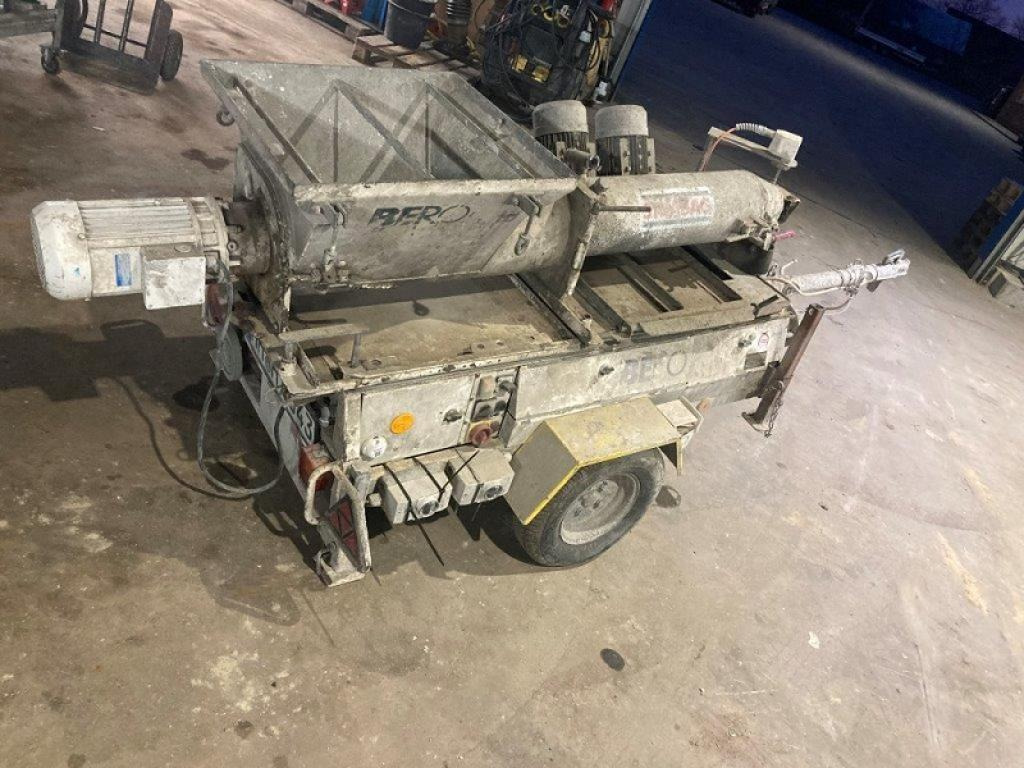 BERÖ PD100S (2001) - Pompe à béton stationnaire: photos 2 BERÖ PD100S (2001) - Pompe à béton stationnaire: photos 2