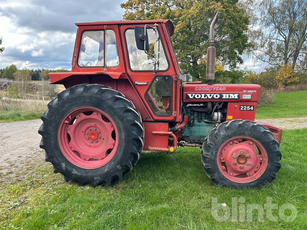 BM VOLVO 2254 - Tracteur agricole: photos 2 BM VOLVO 2254 - Tracteur agricole: photos 2