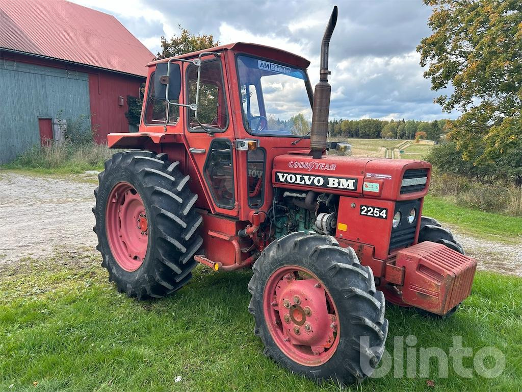 BM VOLVO 2254 - Tracteur agricole: photos 1 BM VOLVO 2254 - Tracteur agricole: photos 1