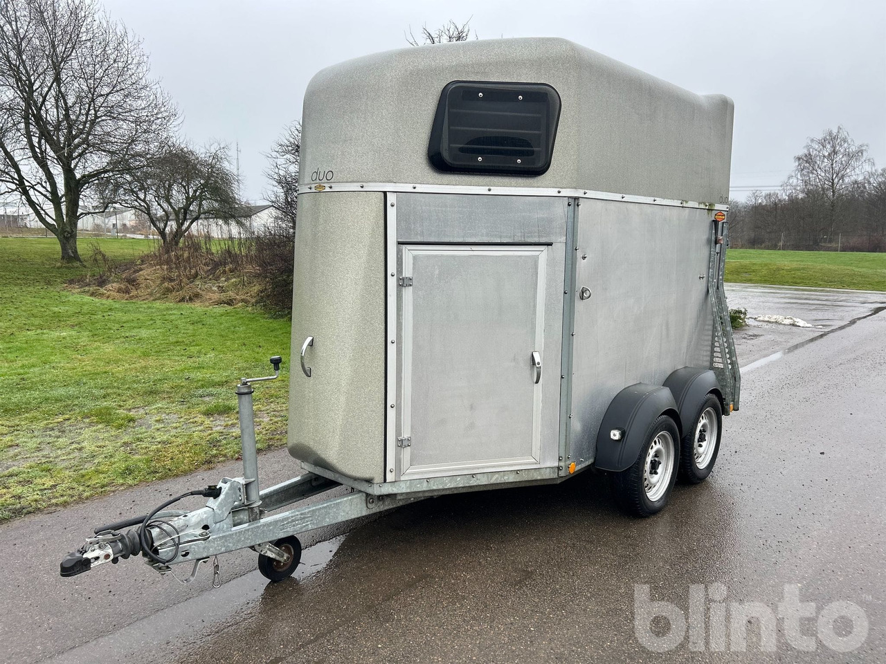 BÖCKMANN DUO SP-R - Van chevaux: photos 1 BÖCKMANN DUO SP-R - Van chevaux: photos 1