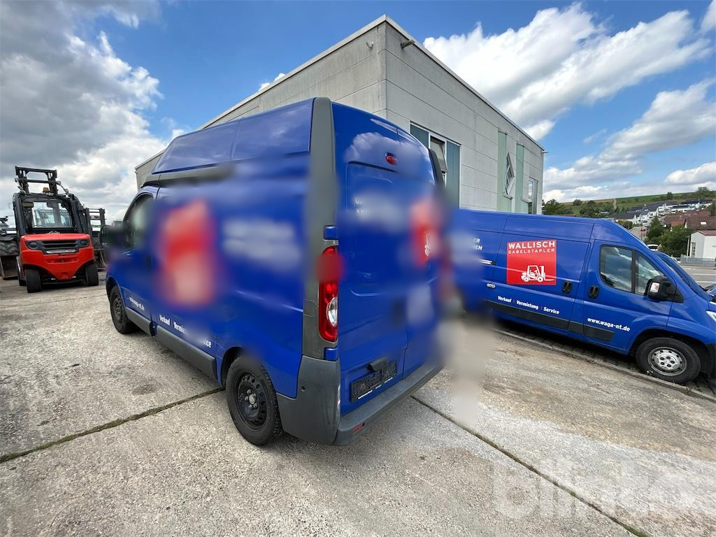 Renault Trafic - Bus: photos 3 Renault Trafic - Bus: photos 3