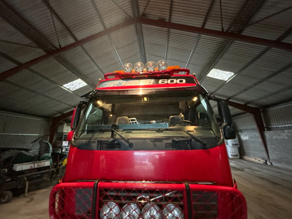 Camion VOLVO FH16 8X4: photos 15