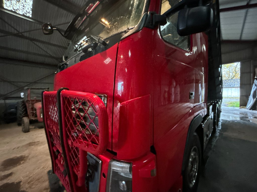 Camion VOLVO FH16 8X4: photos 11