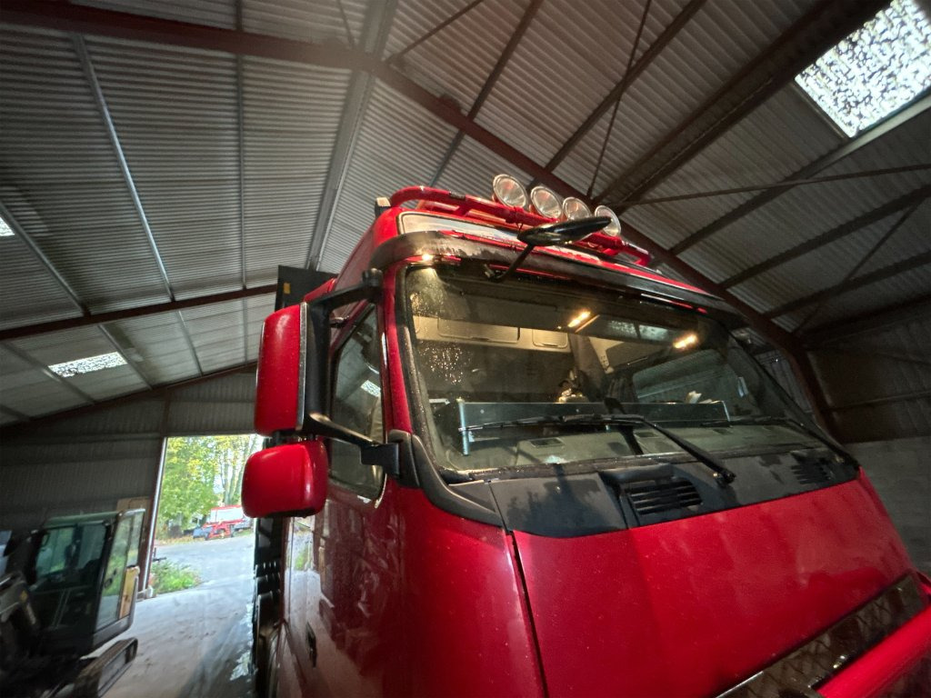 Camion VOLVO FH16 8X4: photos 19