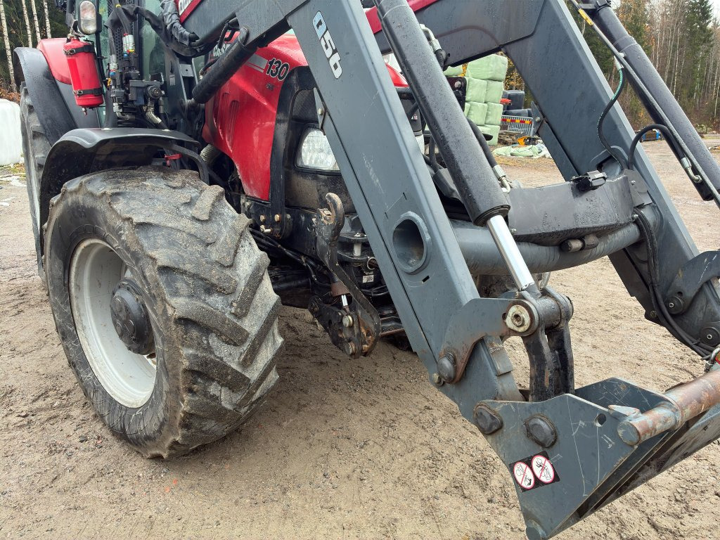 Tracteur agricole Case Maxxum 130 CVX: photos 16 Tracteur agricole Case Maxxum 130 CVX: photos 16