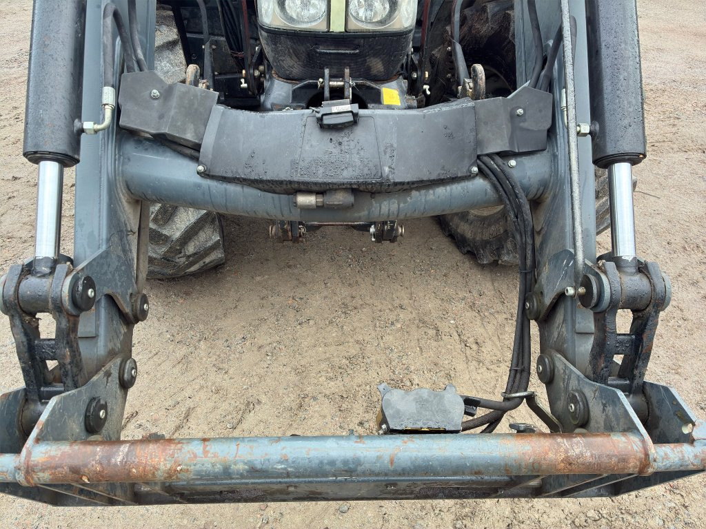 Tracteur agricole Case Maxxum 130 CVX: photos 14 Tracteur agricole Case Maxxum 130 CVX: photos 14