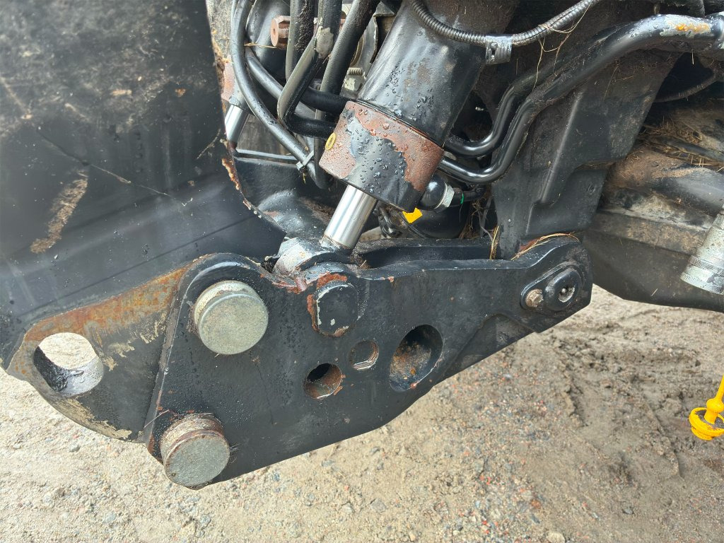 Tracteur agricole Case Maxxum 130 CVX: photos 48 Tracteur agricole Case Maxxum 130 CVX: photos 48