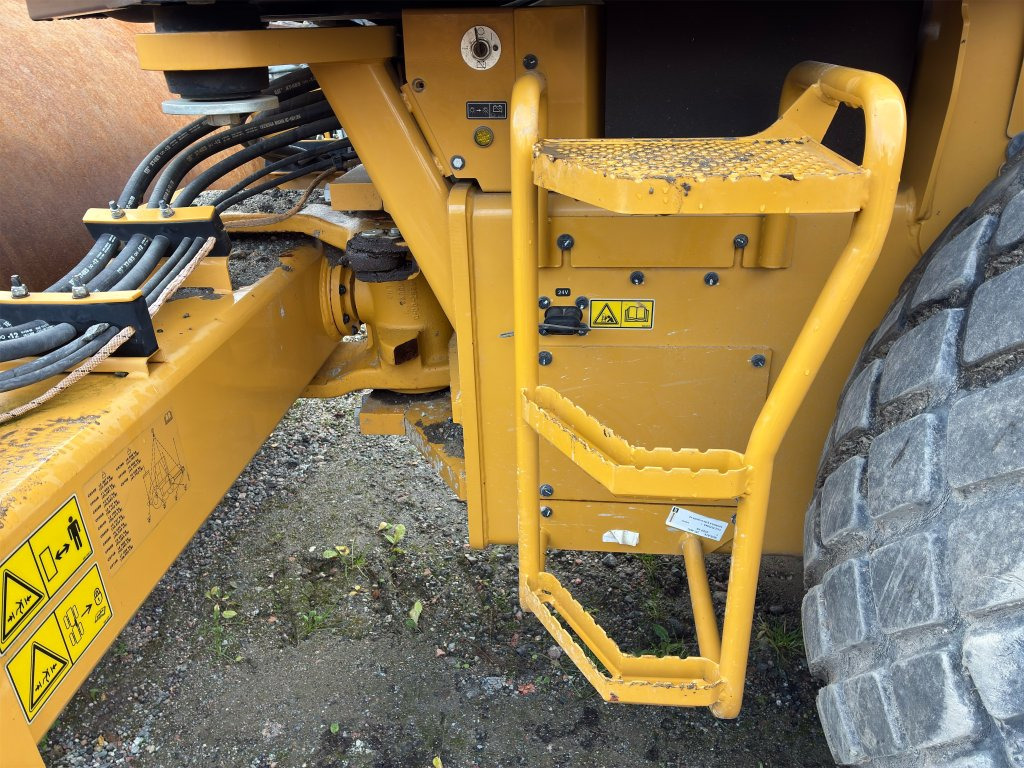 Compacteur à pieds de mouton/ Monocylindre Cat CS66B: photos 45