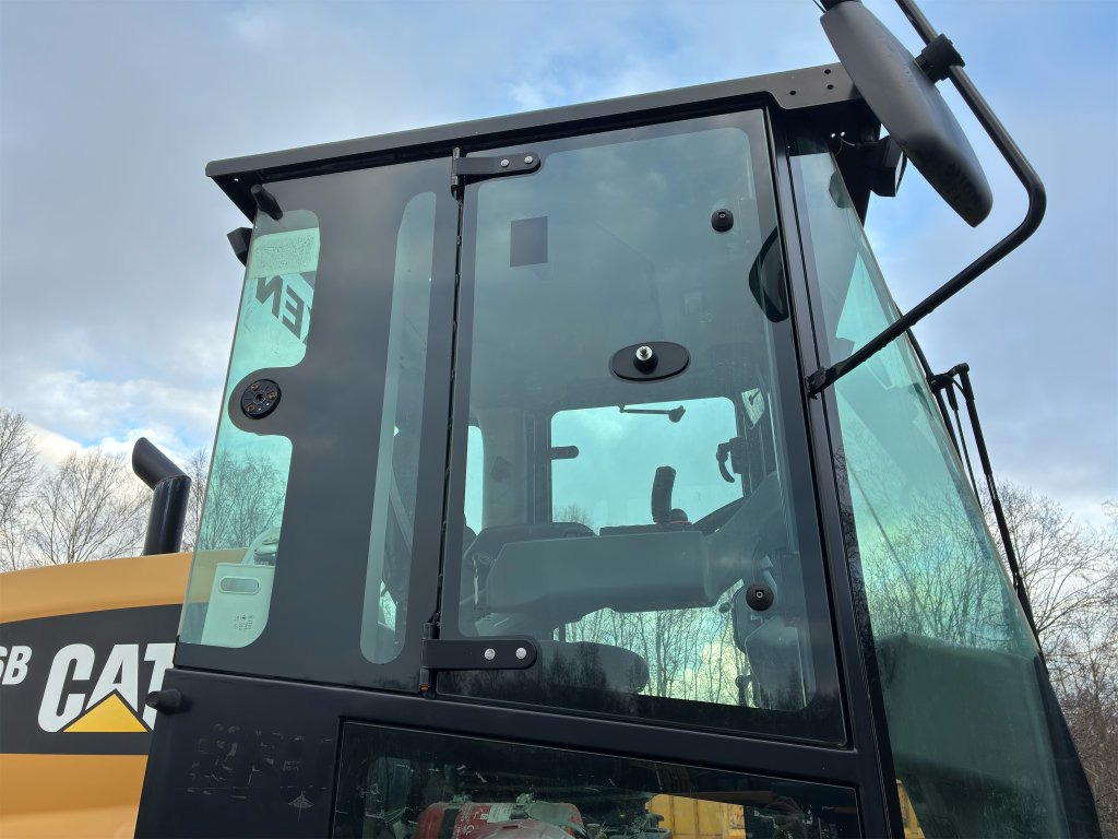 Compacteur à pieds de mouton/ Monocylindre Cat CS66B: photos 22