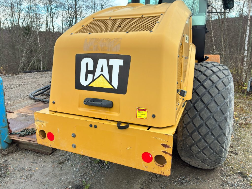 Compacteur à pieds de mouton/ Monocylindre Cat CS66B: photos 28