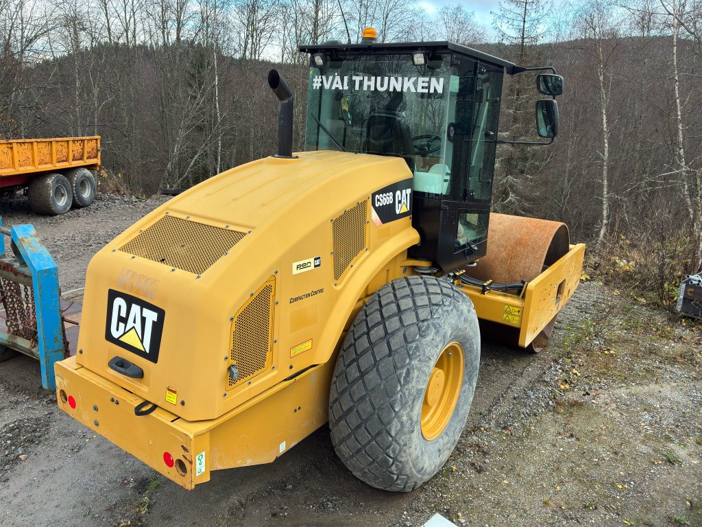 Cat CS66B - Compacteur à pieds de mouton/ Monocylindre: photos 5 Cat CS66B - Compacteur à pieds de mouton/ Monocylindre: photos 5