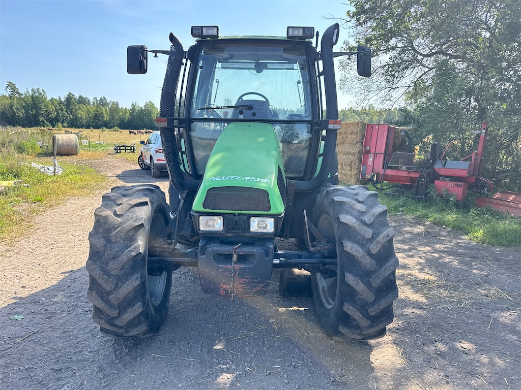 DEUTZ AGROTRON 90 TT - Tracteur agricole: photos 2 DEUTZ AGROTRON 90 TT - Tracteur agricole: photos 2