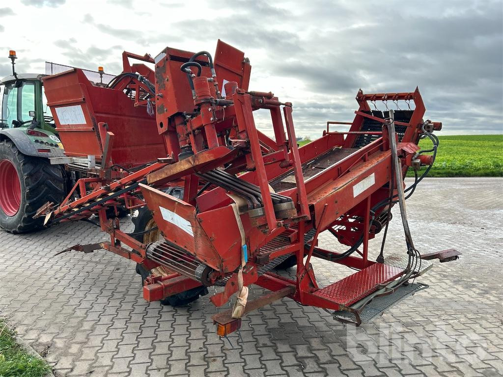 Dewulf - Arracheuse de pommes de terre: photos 2 Dewulf - Arracheuse de pommes de terre: photos 2