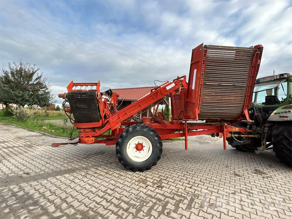 Dewulf - Arracheuse de pommes de terre: photos 4 Dewulf - Arracheuse de pommes de terre: photos 4