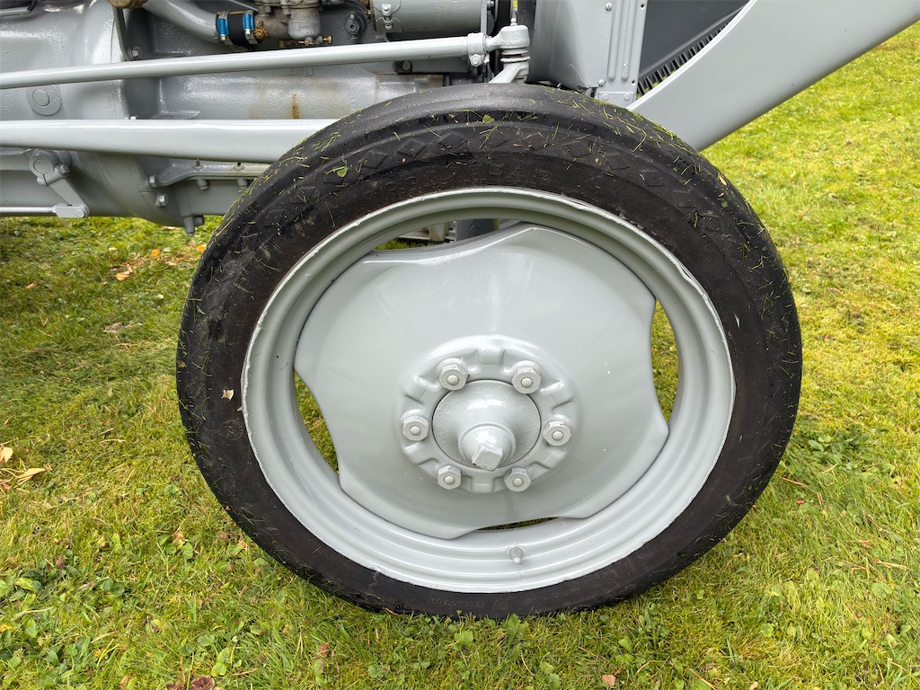 Tracteur agricole Ferguson Grålle: photos 21