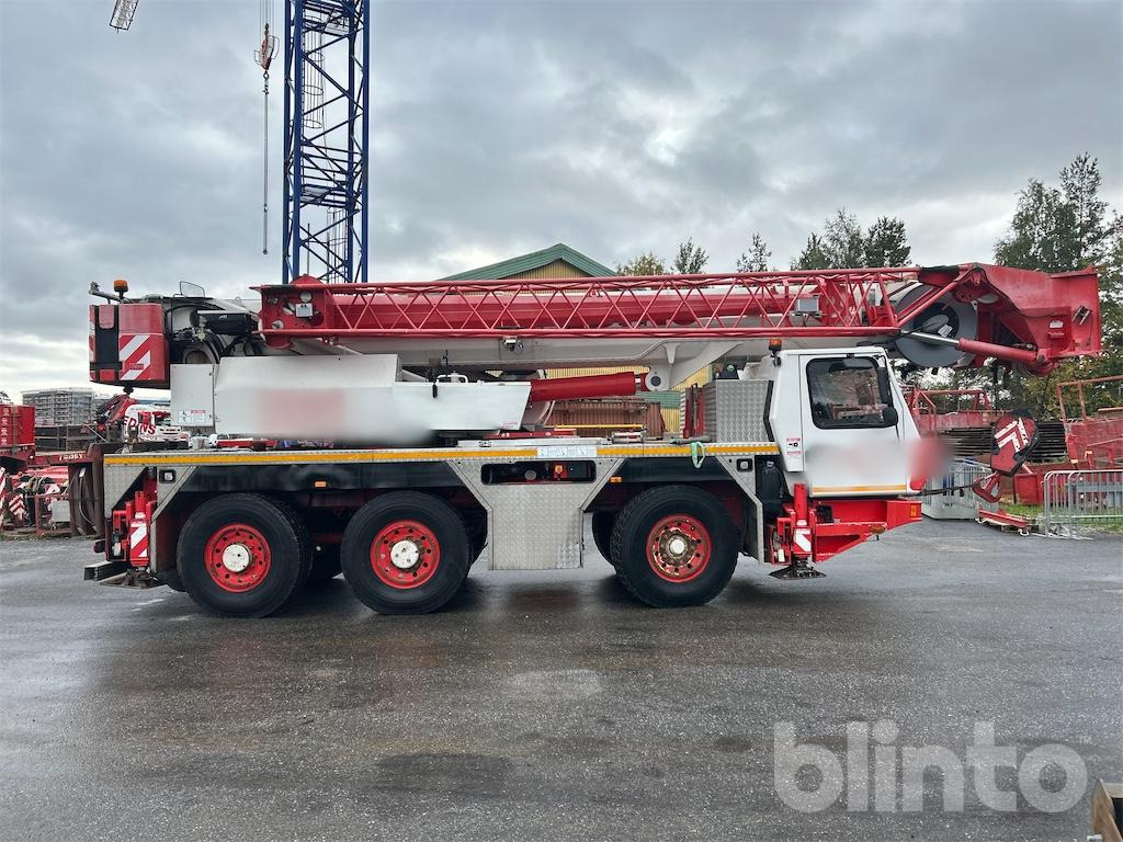 GROVE GMK 3055 - Grue mobile: photos 4 GROVE GMK 3055 - Grue mobile: photos 4