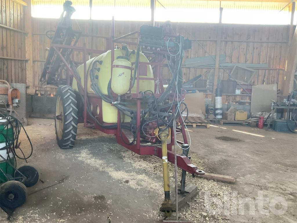 Hardi - Pulvérisateur: photos 3 Hardi - Pulvérisateur: photos 3