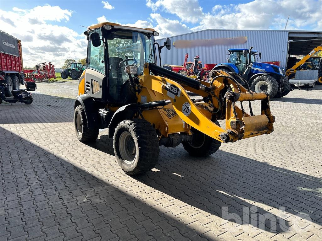 JCB 409 (2010) - Chargeuse sur pneus: photos 2 JCB 409 (2010) - Chargeuse sur pneus: photos 2