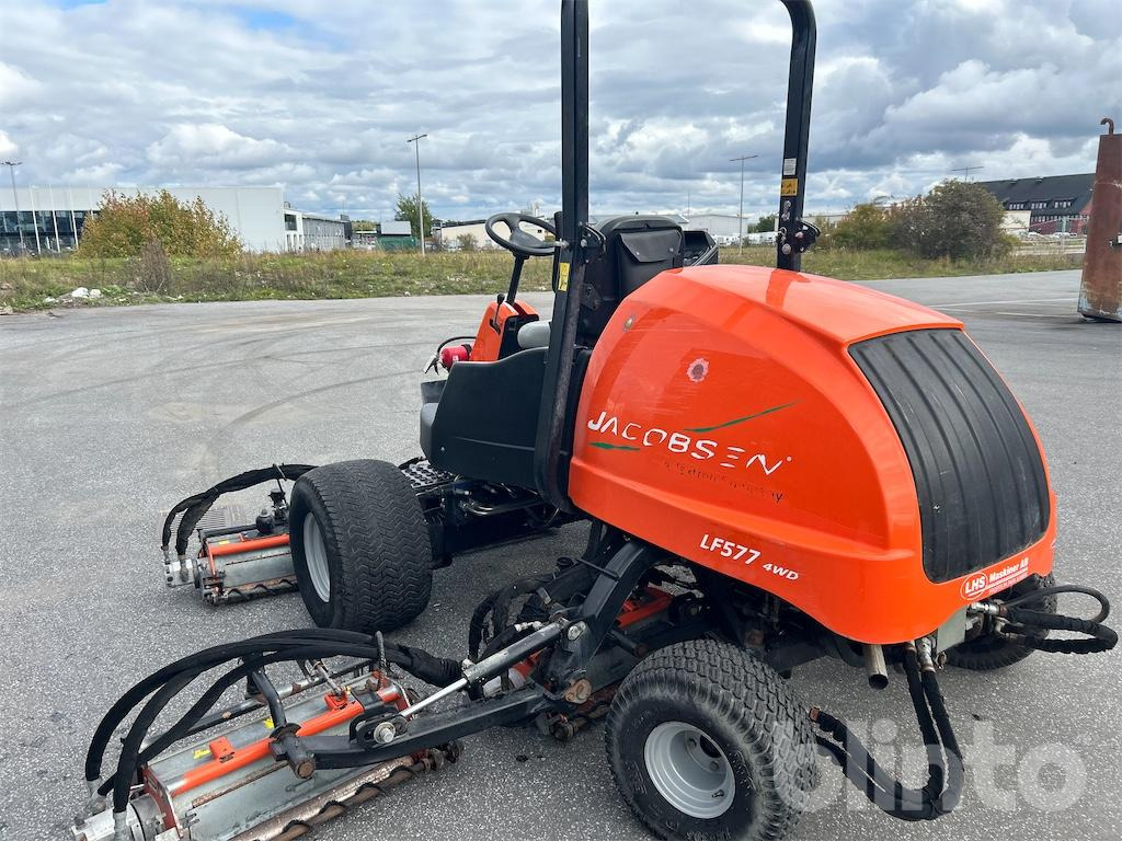 Jacobsen LF577 4WD - Motofaucheuse: photos 4 Jacobsen LF577 4WD - Motofaucheuse: photos 4
