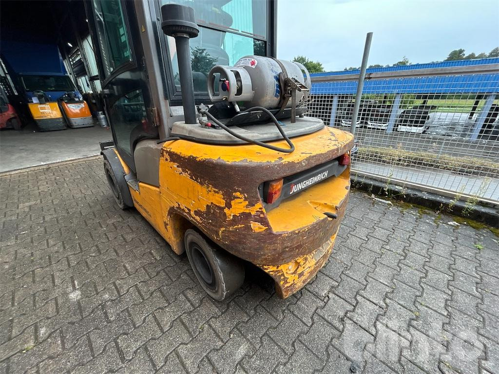 Jungheinrich TFG 430 (2019) - Chariot élévateur: photos 3 Jungheinrich TFG 430 (2019) - Chariot élévateur: photos 3