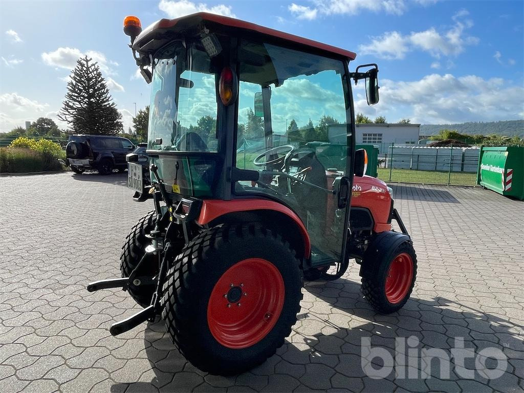 Kubota B2231 HC (Allrad) - Tracteur agricole: photos 3 Kubota B2231 HC (Allrad) - Tracteur agricole: photos 3