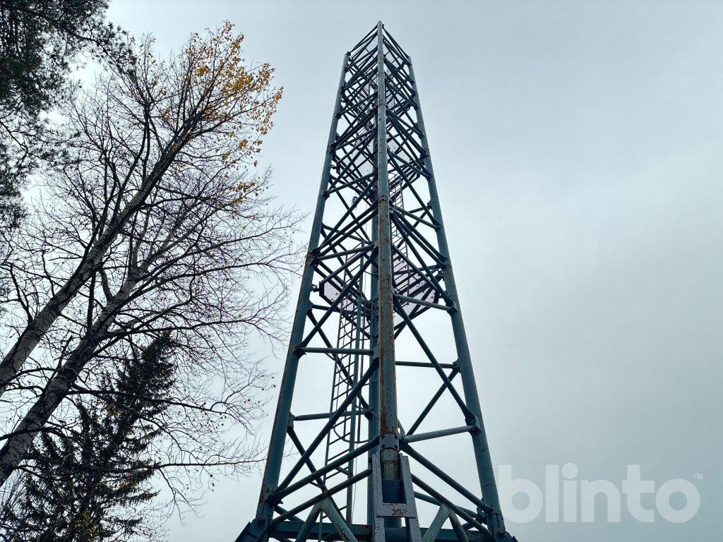 Linden 8552 (delar av byggkran) - Grue à tour: photos 3 Linden 8552 (delar av byggkran) - Grue à tour: photos 3