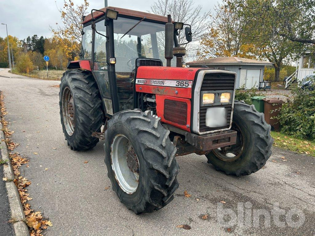 MF 365-4 WD - Tracteur agricole: photos 3 MF 365-4 WD - Tracteur agricole: photos 3