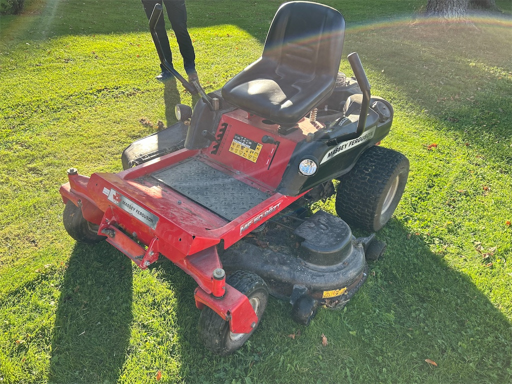 Massey Ferguson MF 50-30ZT - Motofaucheuse: photos 1 Massey Ferguson MF 50-30ZT - Motofaucheuse: photos 1