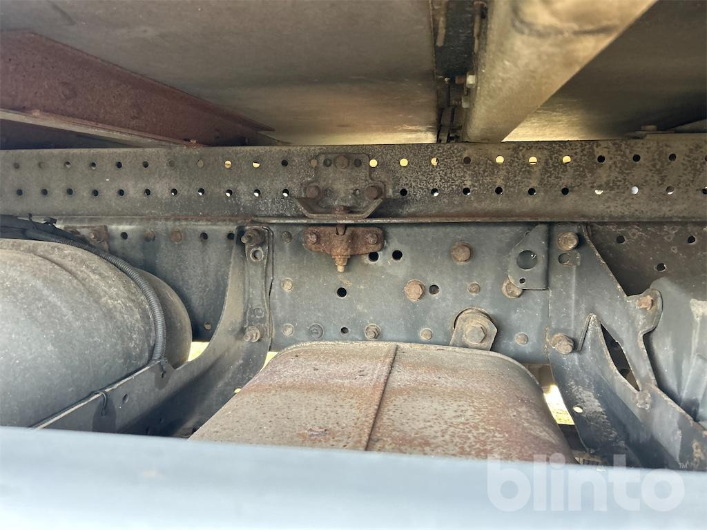 Camion fourgon Mercedes Benz 818L (2006): photos 17