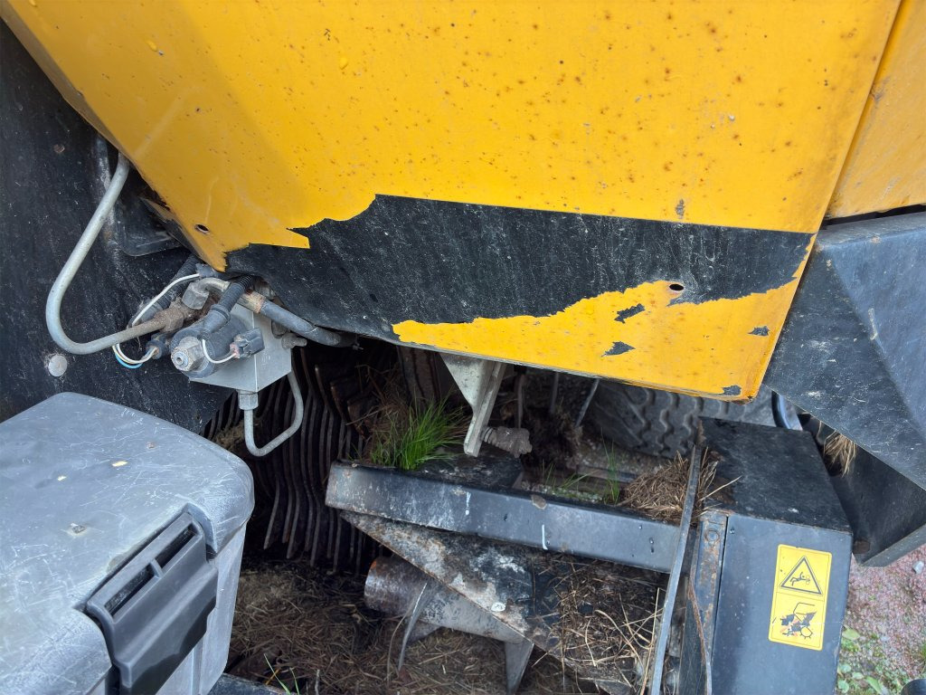 Presse à balles cubiques New Holland BB940A: photos 35 Presse à balles cubiques New Holland BB940A: photos 35