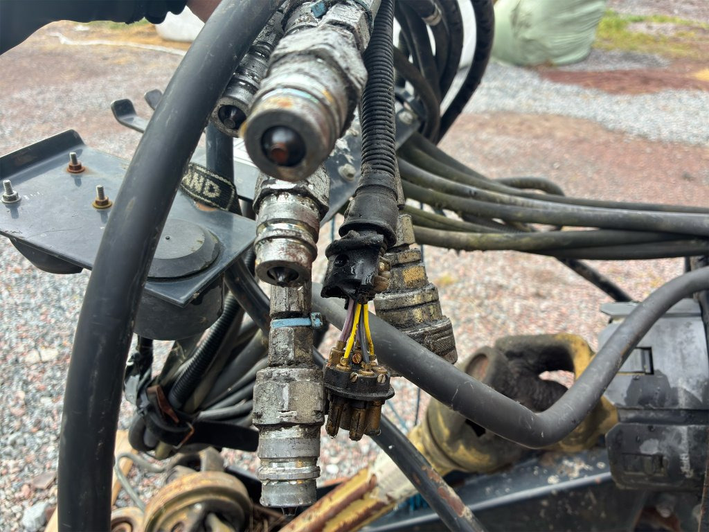 Presse à balles cubiques New Holland BB940A: photos 43 Presse à balles cubiques New Holland BB940A: photos 43