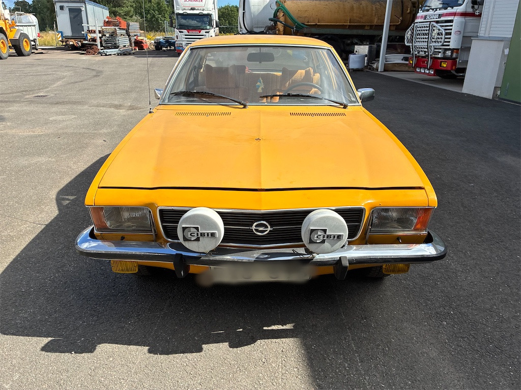 OPEL REKORD 018285 - Voiture: photos 2 OPEL REKORD 018285 - Voiture: photos 2