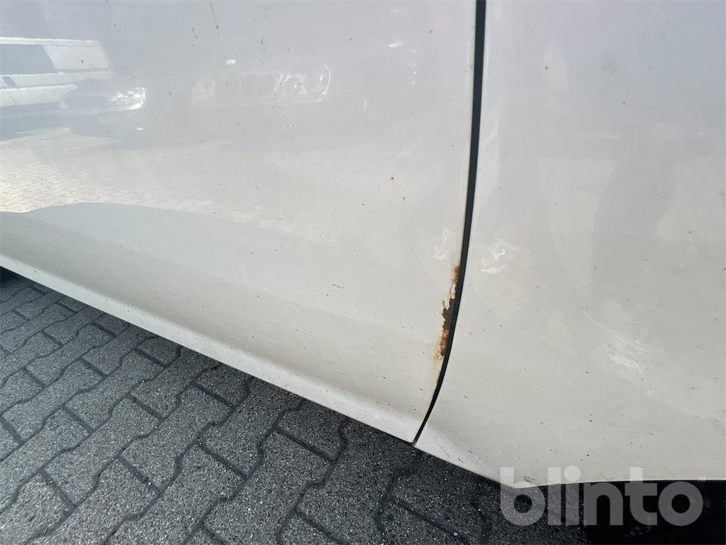 Voiture Opel Corsa (2011): photos 24