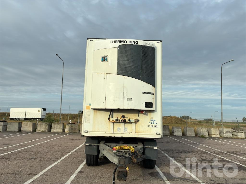 SCHMITZ CARGOBULL - Remorque frigorifique: photos 2 SCHMITZ CARGOBULL - Remorque frigorifique: photos 2
