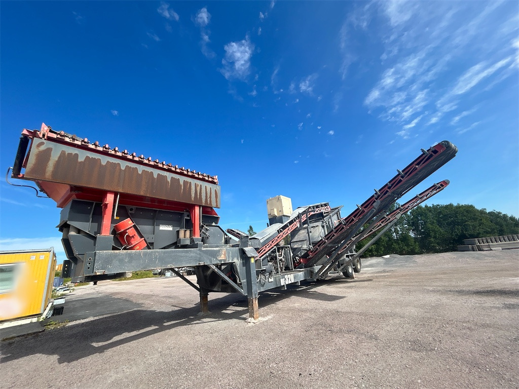 Sandvik UF 320 - Crible: photos 3 Sandvik UF 320 - Crible: photos 3
