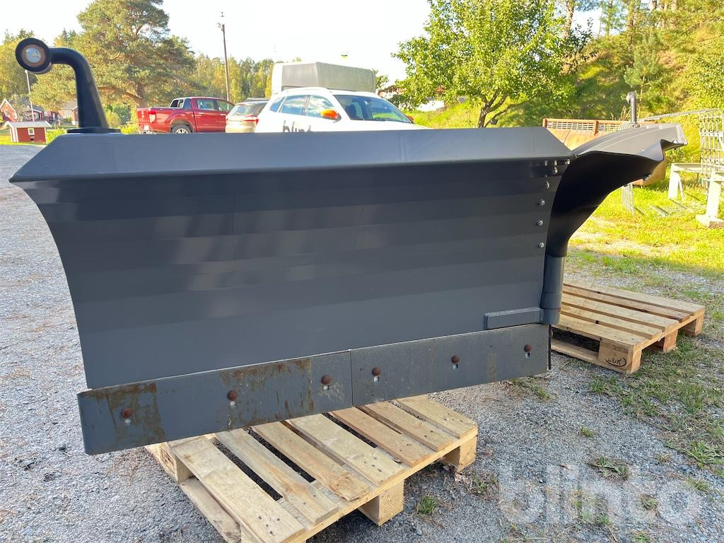 Siringe V320 2024 - Lame: photos 1 Siringe V320 2024 - Lame: photos 1