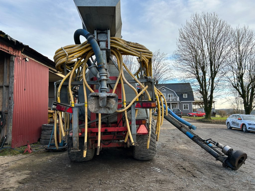 Star proffs 1500 - Tonne à lisier: photos 4 Star proffs 1500 - Tonne à lisier: photos 4