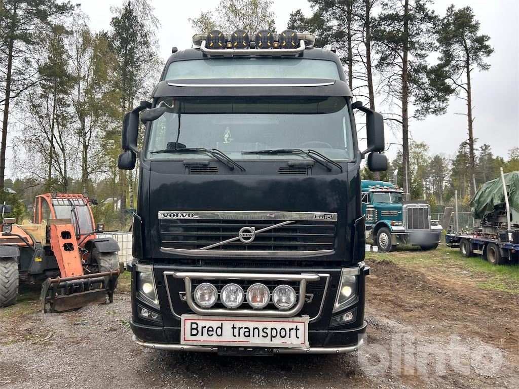 Dragbil / VOLVO FH16 660 med 5:e axel och maskinsläp / Säljes som ekipage - Tracteur routier, Semi-remorque porte-voitures: photos 3 Dragbil / VOLVO FH16 660 med 5:e axel och maskinsläp / Säljes som ekipage - Tracteur routier, Semi-remorque porte-voitures: photos 3