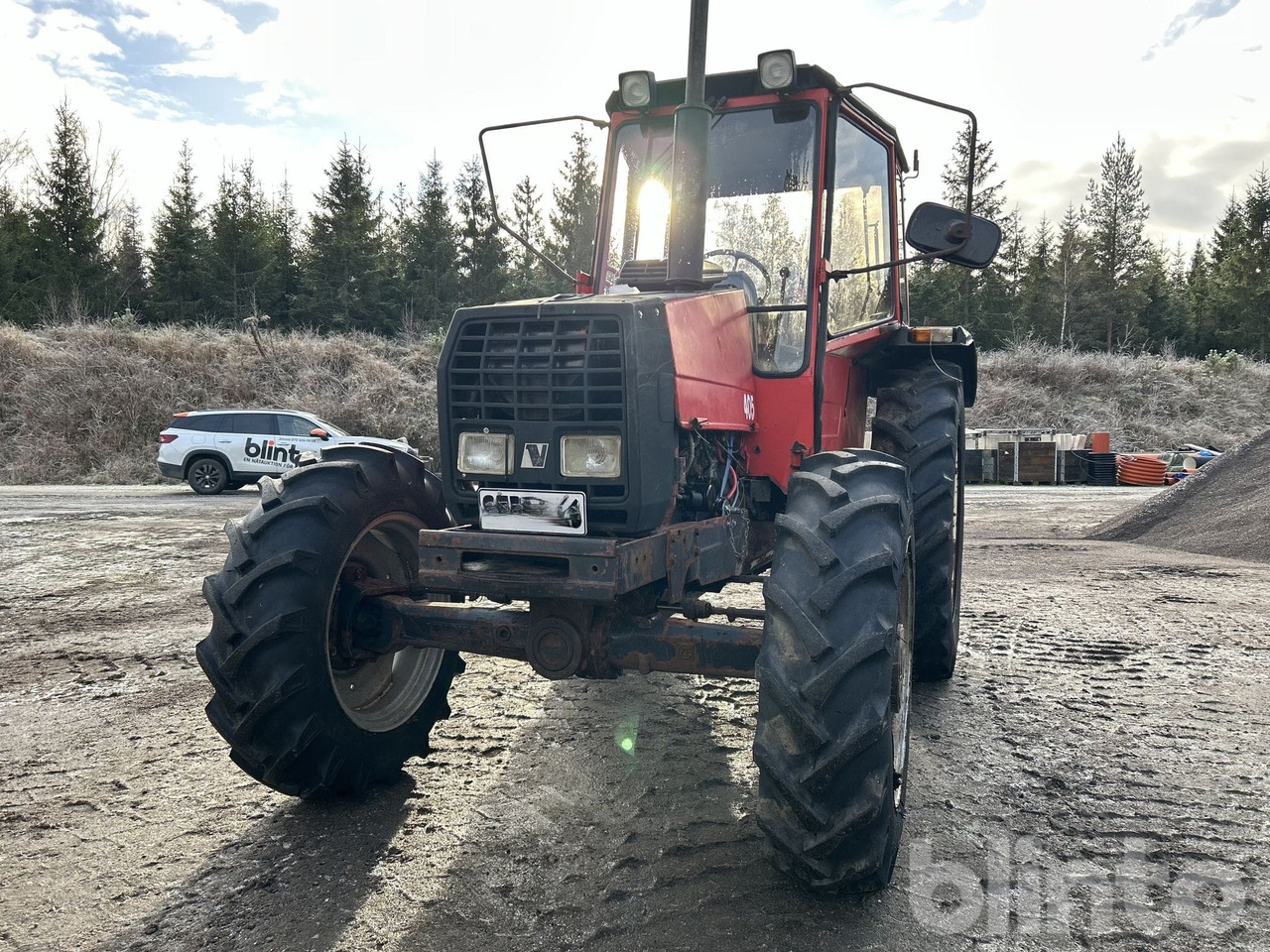 VALMET 405-4 - Tracteur agricole: photos 2 VALMET 405-4 - Tracteur agricole: photos 2