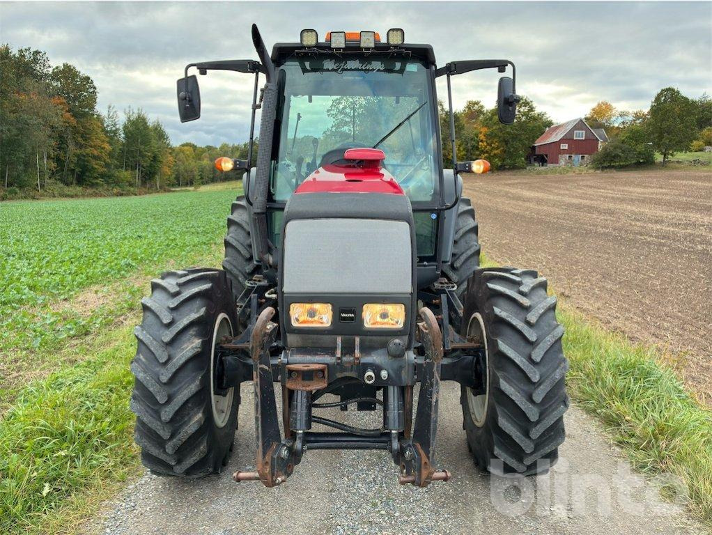 VALTRA 6350-4 - Tracteur agricole: photos 2 VALTRA 6350-4 - Tracteur agricole: photos 2