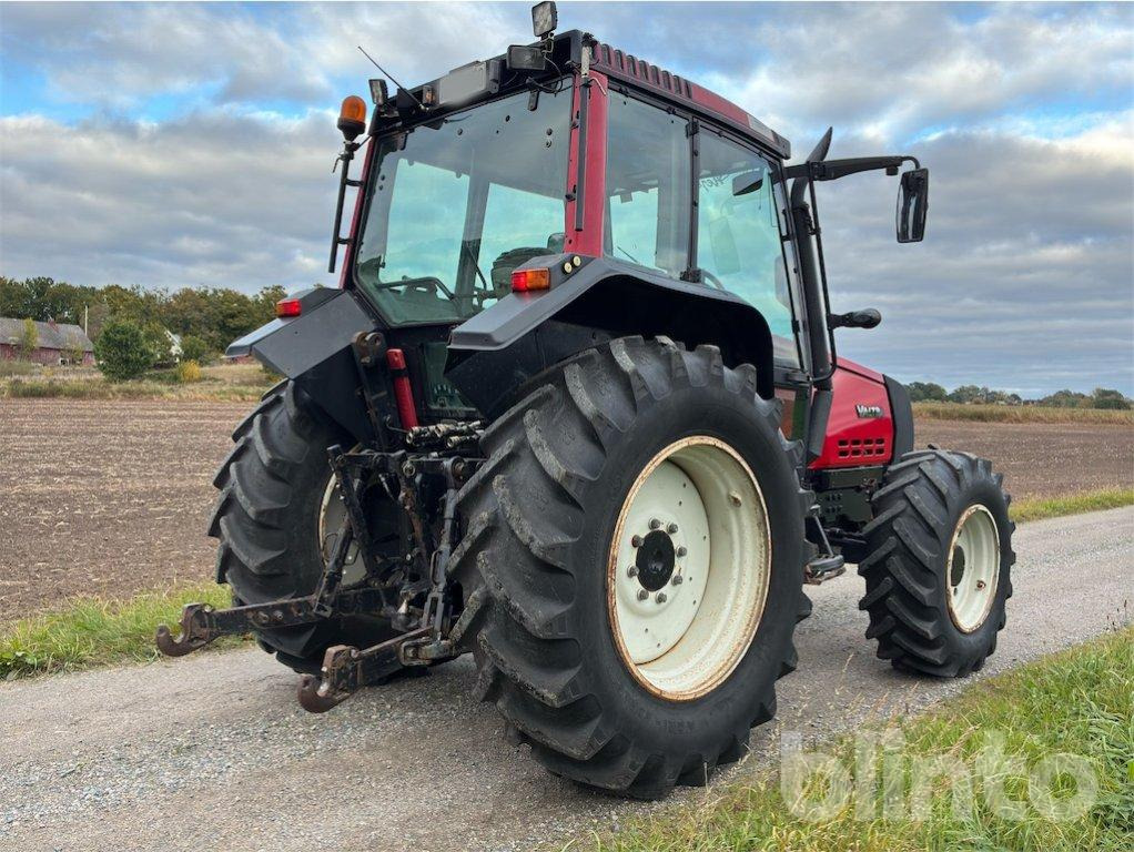VALTRA 6350-4 - Tracteur agricole: photos 5 VALTRA 6350-4 - Tracteur agricole: photos 5