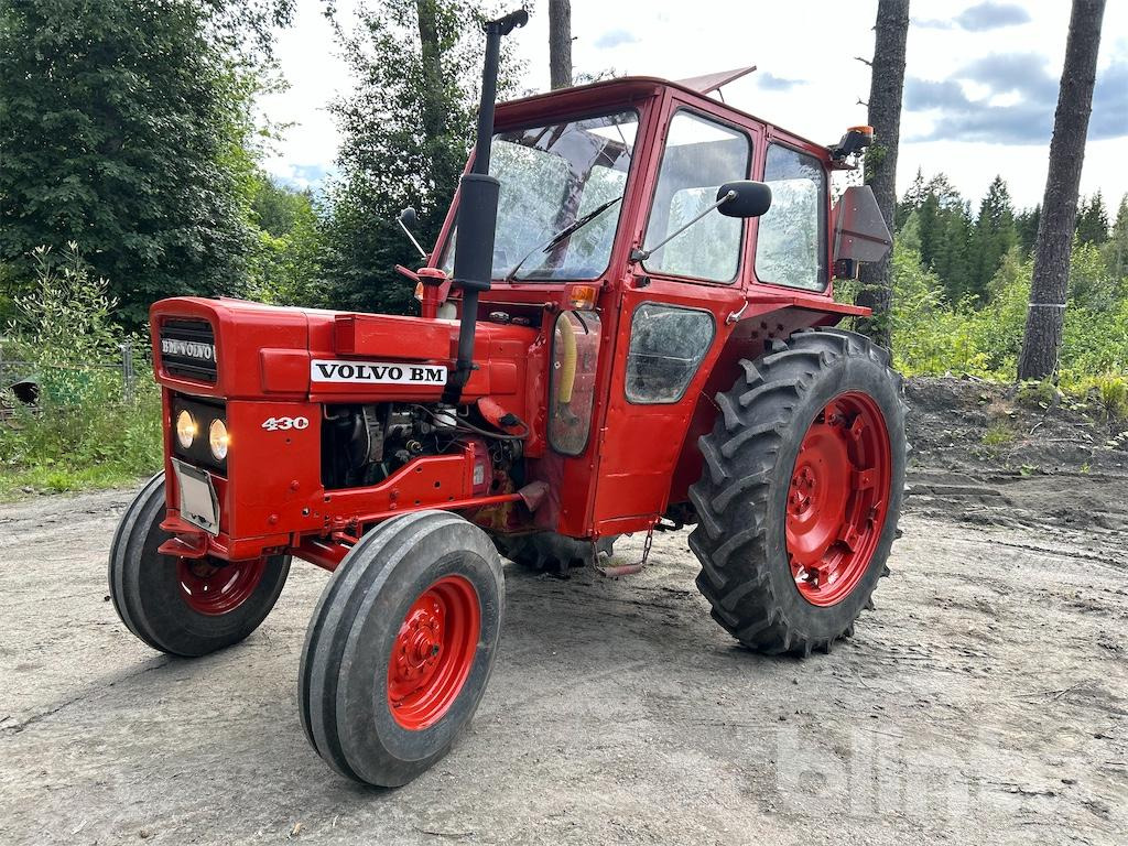 VOLVO-BM T 430 - Tracteur agricole: photos 1 VOLVO-BM T 430 - Tracteur agricole: photos 1