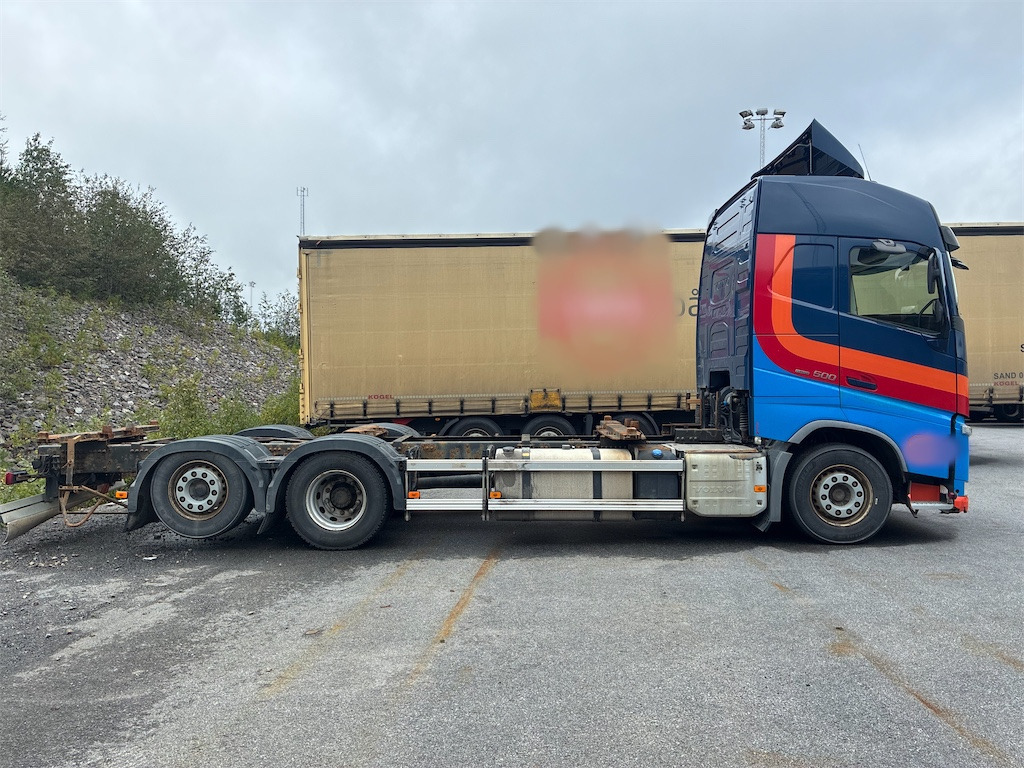 VOLVO FH16 500 - Camion porte-conteneur/ Caisse mobile: photos 4 VOLVO FH16 500 - Camion porte-conteneur/ Caisse mobile: photos 4