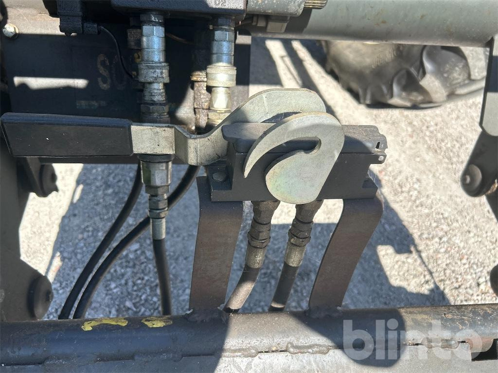 Tracteur agricole Valtra Valmet 8350 HiTech: photos 28