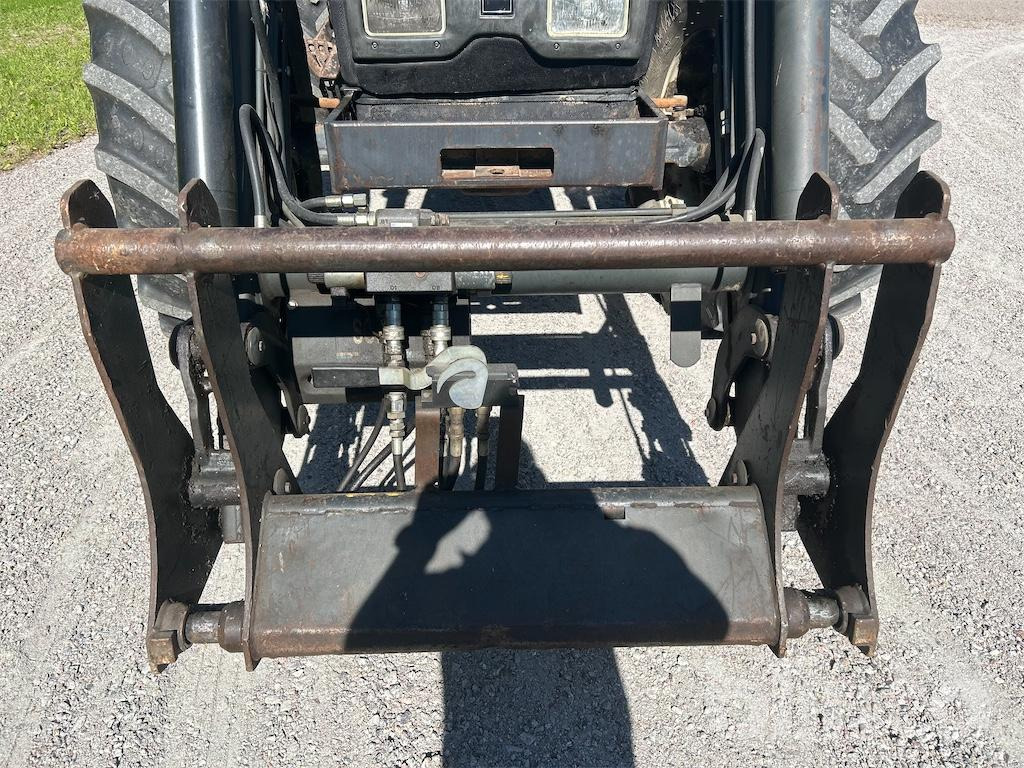Tracteur agricole Valtra Valmet 8350 HiTech: photos 20