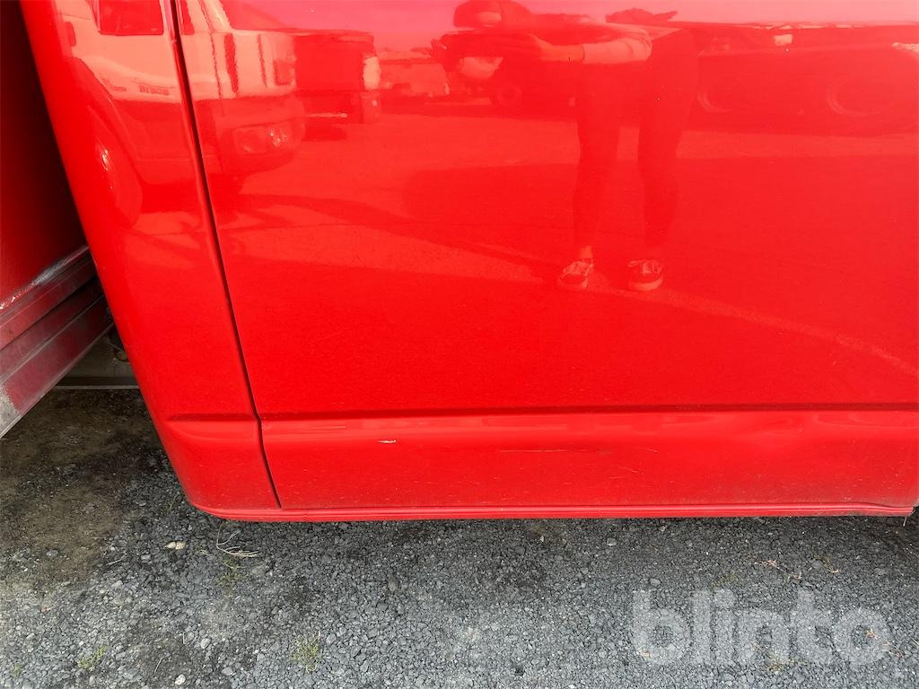 Fourgon grand volume Volkswagen T5 2.0 TDI (2015): photos 32