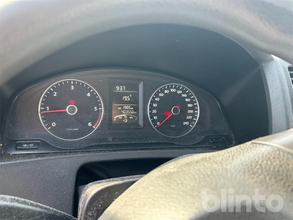 Volkswagen T5 2.0 TDI (2015) - Fourgon grand volume: photos 5 Volkswagen T5 2.0 TDI (2015) - Fourgon grand volume: photos 5